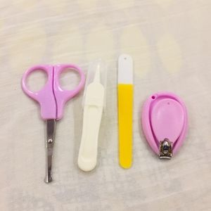 Kids grooming set